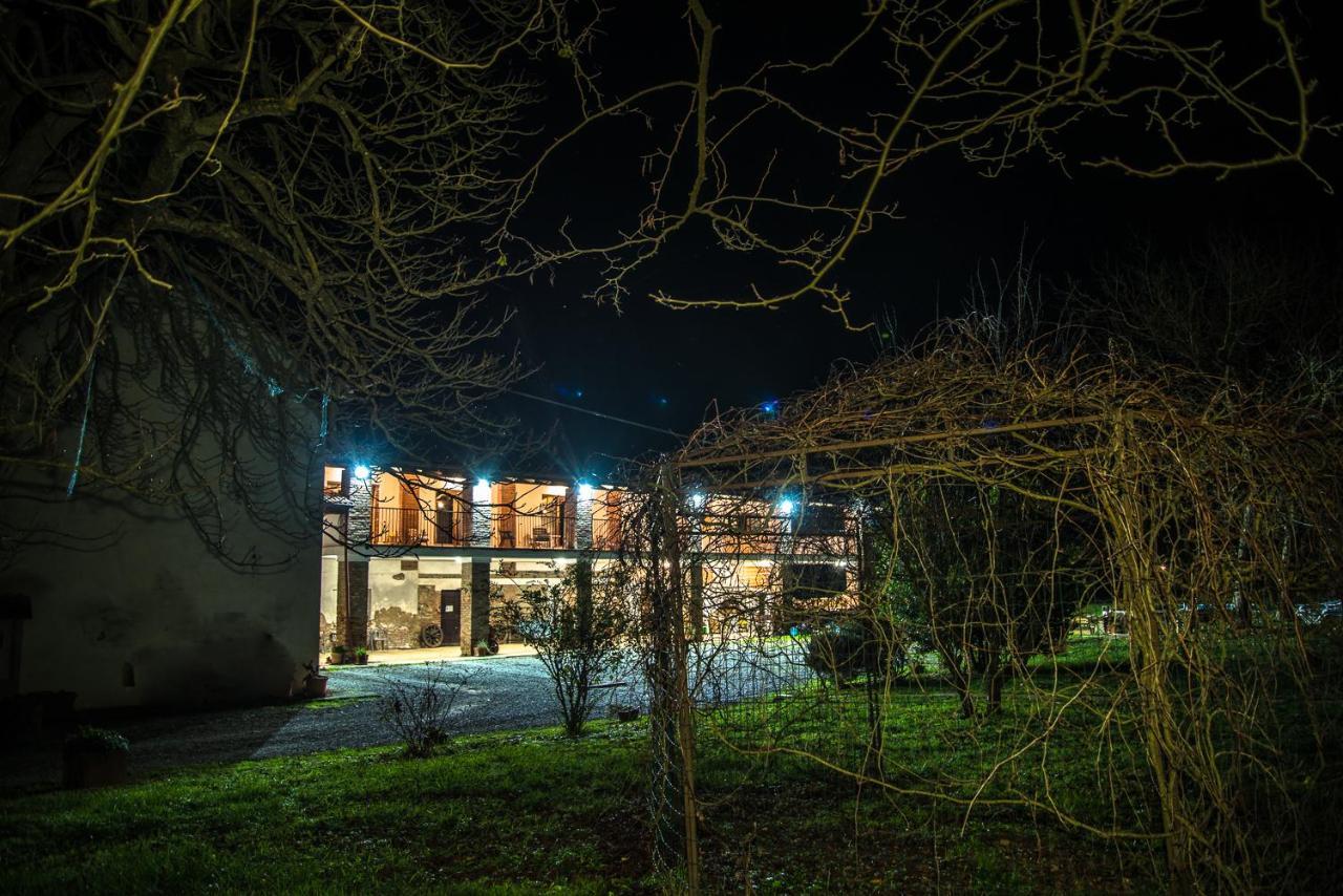 Вилла Cascina Lunguria Francavilla Bisio Экстерьер фото