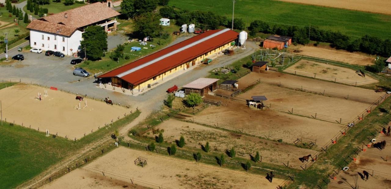 Вилла Cascina Lunguria Francavilla Bisio Экстерьер фото